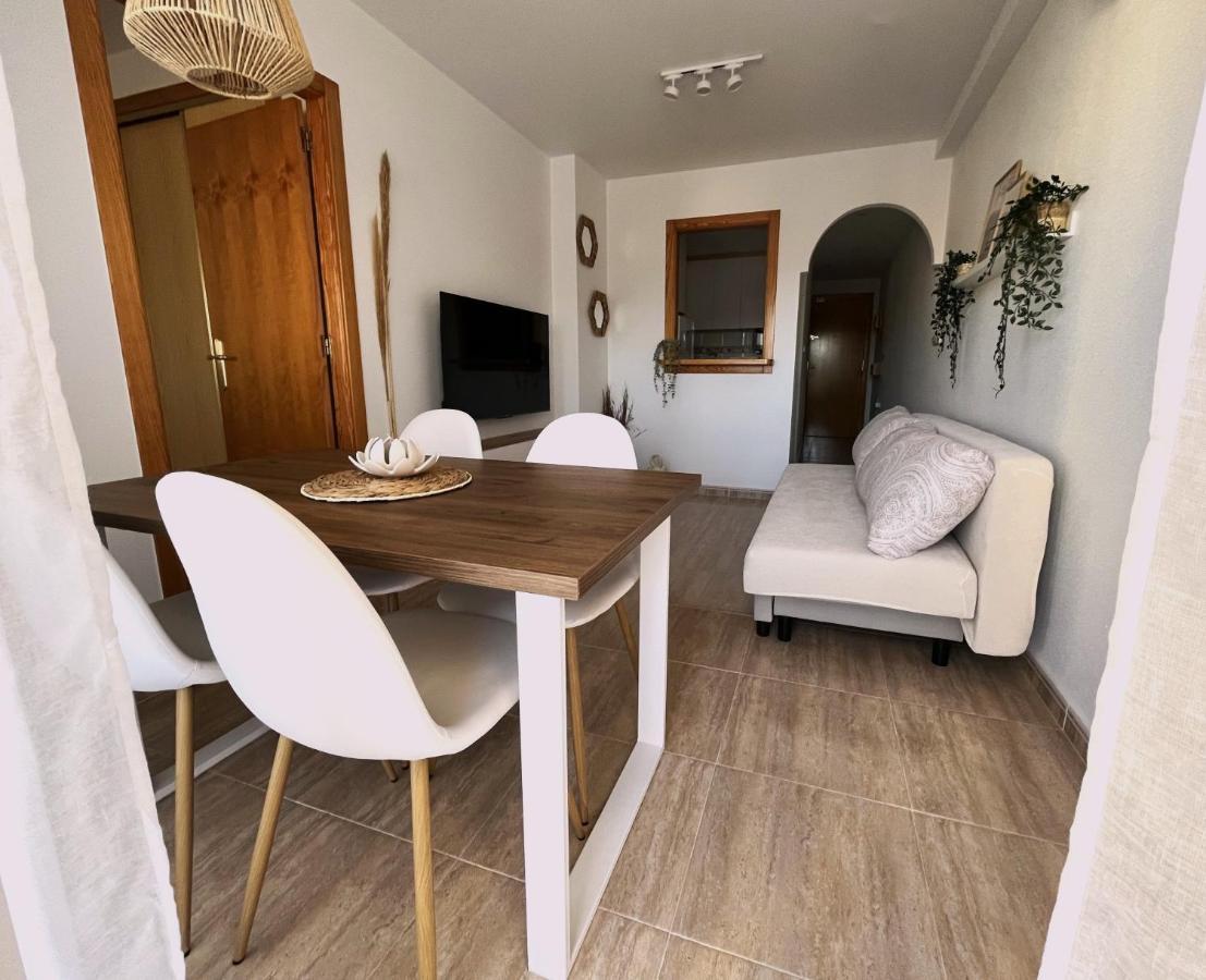 Salty Apartment Torrevieja Dış mekan fotoğraf
